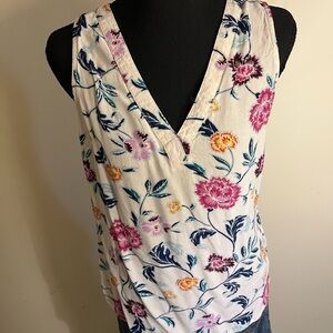Old Navy Floral V-Neck Sleeveless Top - White with Pink, Purple & Navy Floral